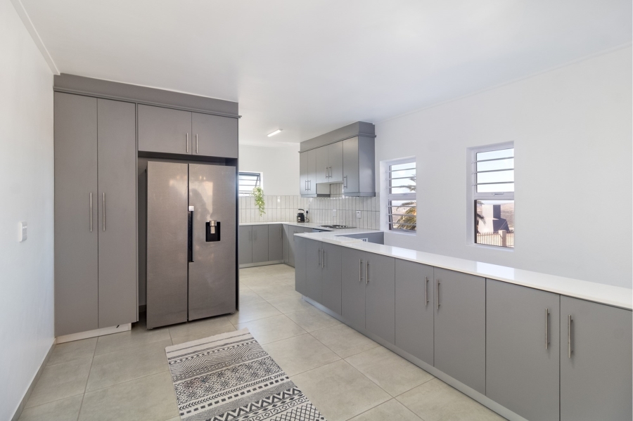 4 Bedroom Property for Sale in Vredenburg Western Cape